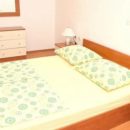 Gasthuis Dani Makarska