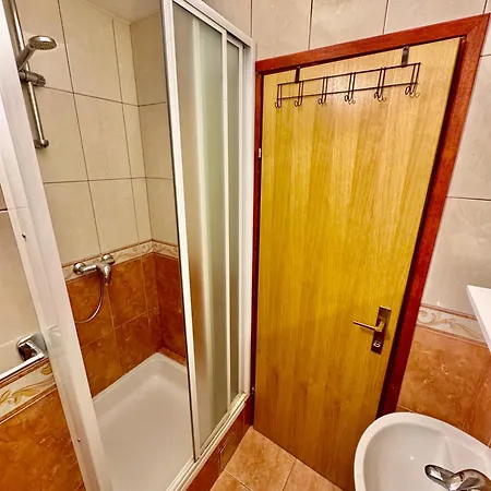 招待所 Dani 马卡尔斯卡