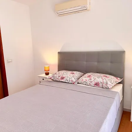 게스트하우스 Dani 3*