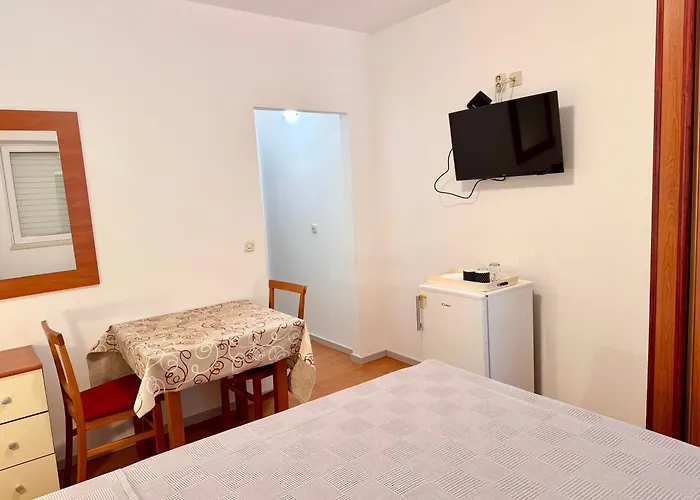 게스트하우스 Dani 3*