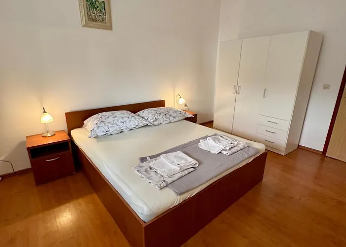 Dani Pensionat Makarska